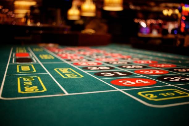 Speed Roulette mobile interface showing betting grid and live dealer feed